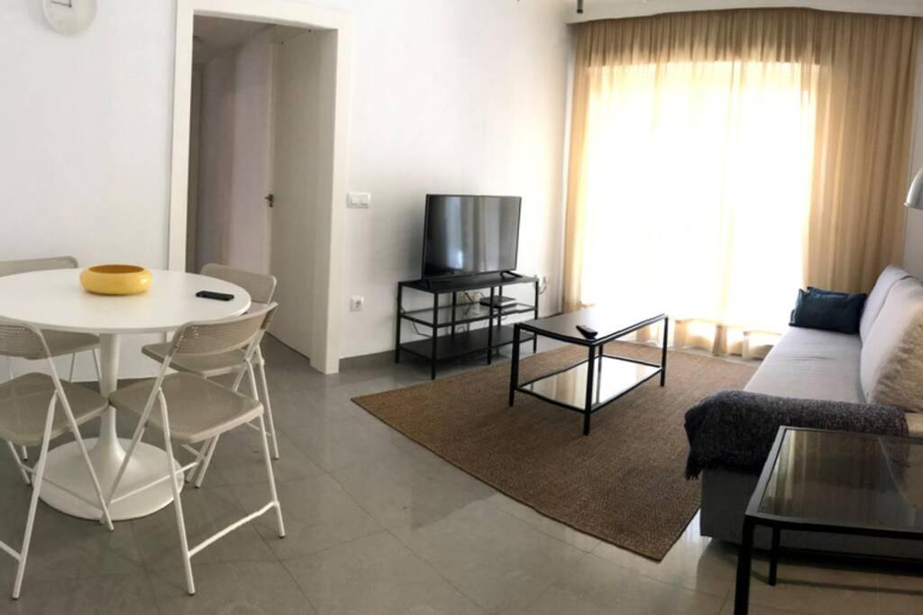 Ac Triana Arellano Sevilha Exterior foto